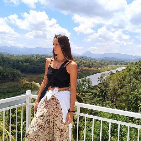 Mahaweli View Inn Kandy Ngoại thất bức ảnh