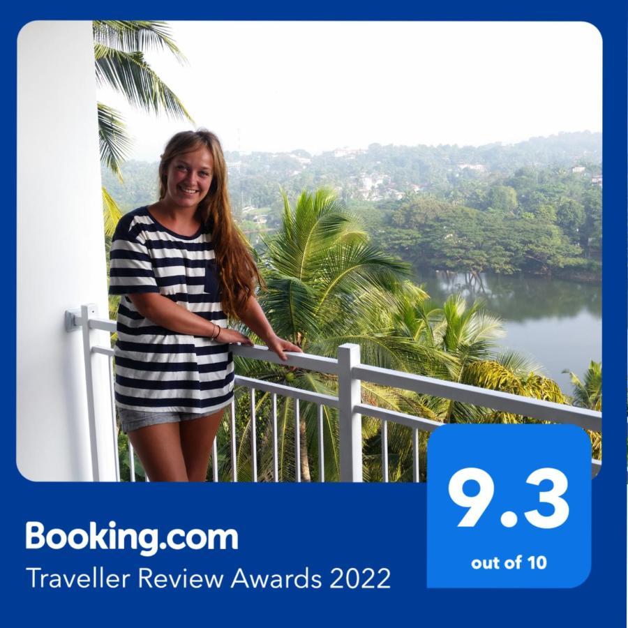 Mahaweli View Inn Kandy Ngoại thất bức ảnh