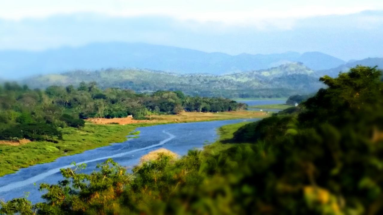 Mahaweli View Inn Kandy Ngoại thất bức ảnh