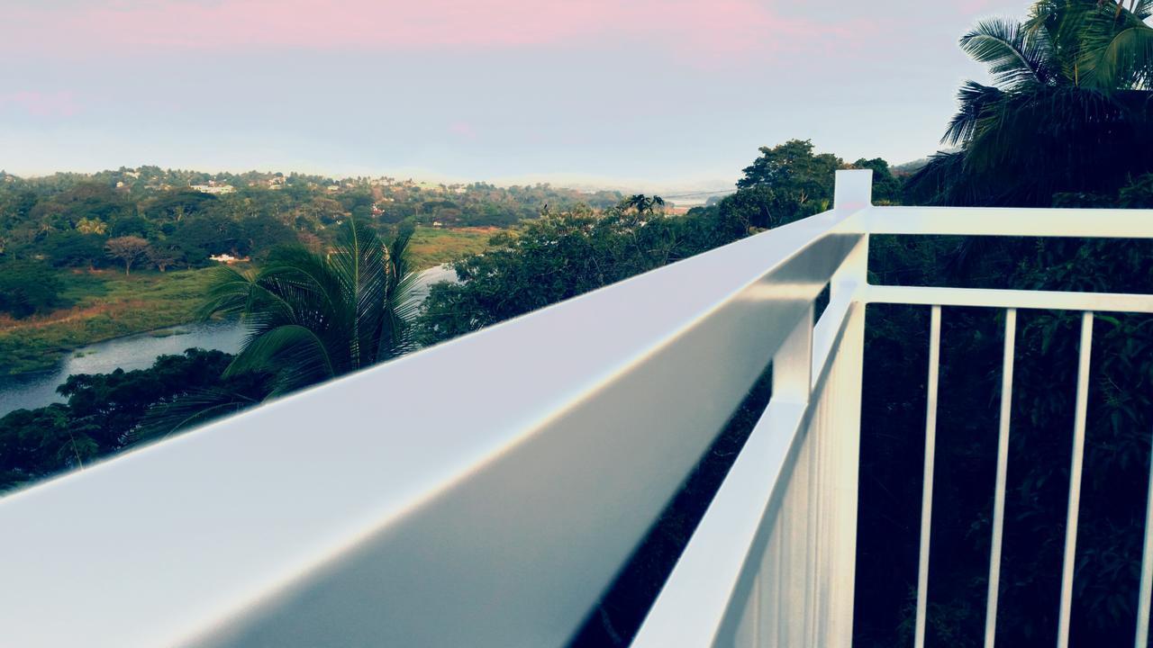 Mahaweli View Inn Kandy Ngoại thất bức ảnh