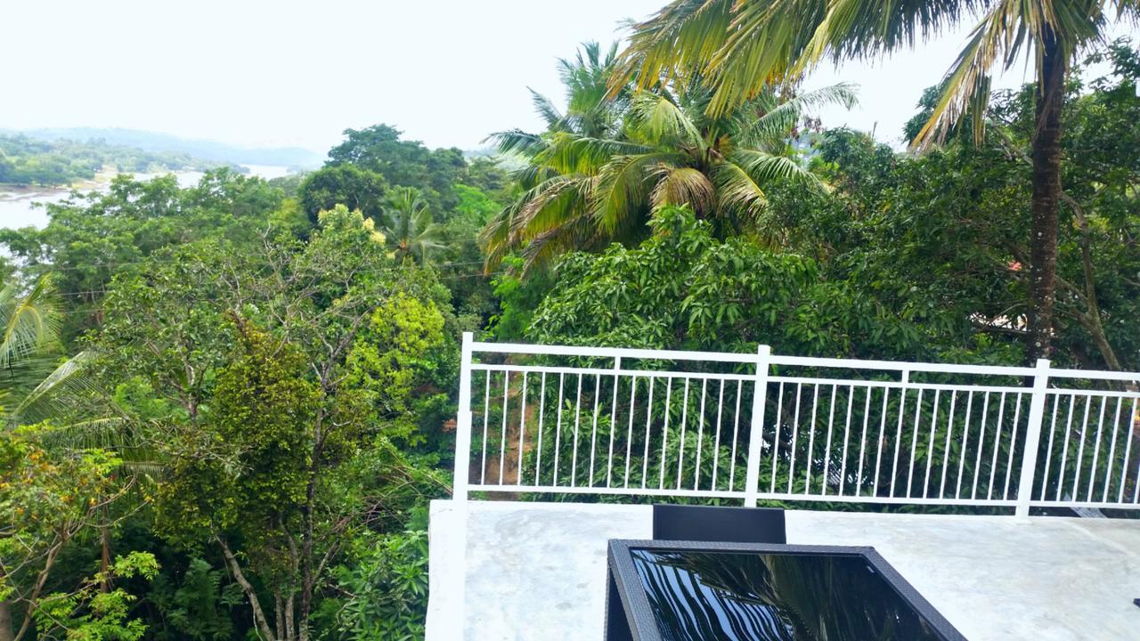 Mahaweli View Inn Kandy Ngoại thất bức ảnh